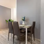Garden View - Near Hospital - Free Wifi Appartement