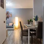 Garden View - Near Hospital - Free Wifi Apartmán *