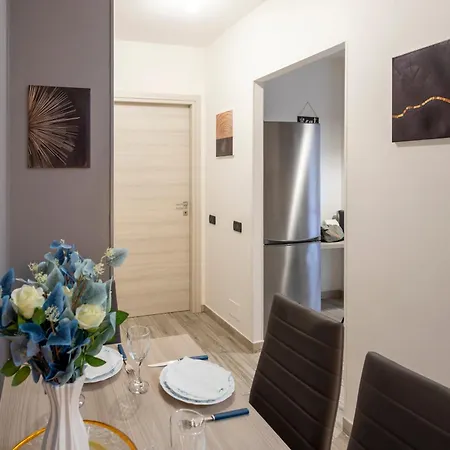 아파트 Garden View - Near Hospital - Free Wifi 노바라